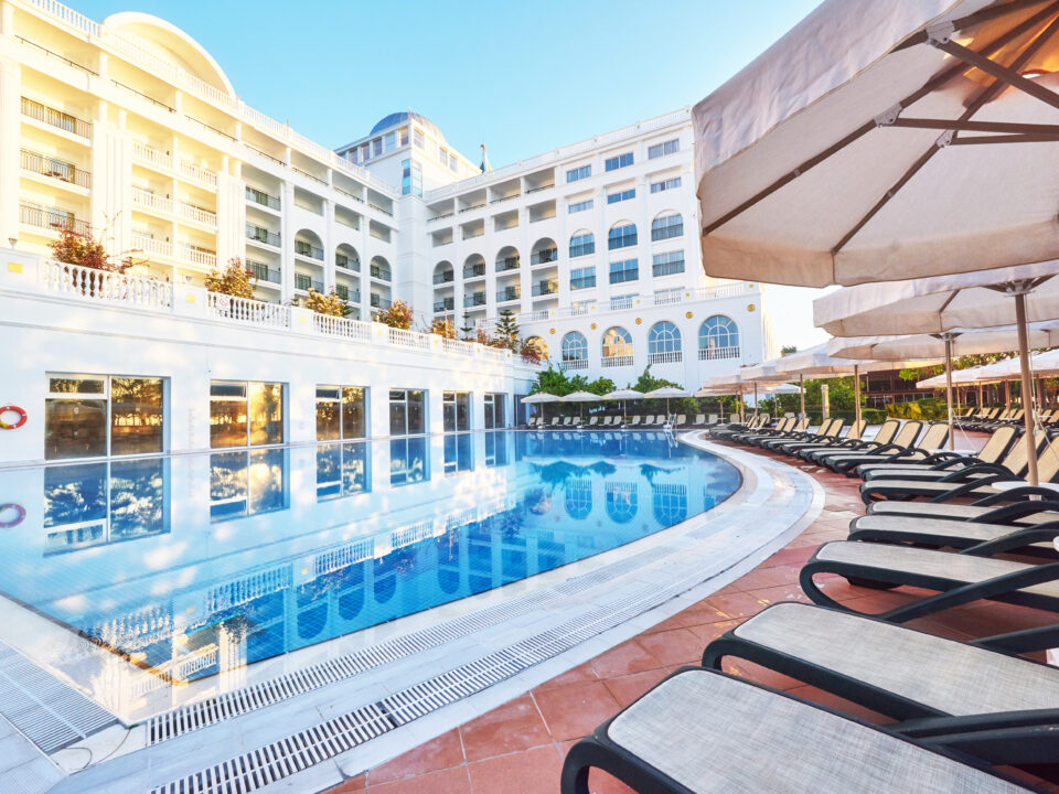 Sistema de climatización eficiente para hoteles y resorts